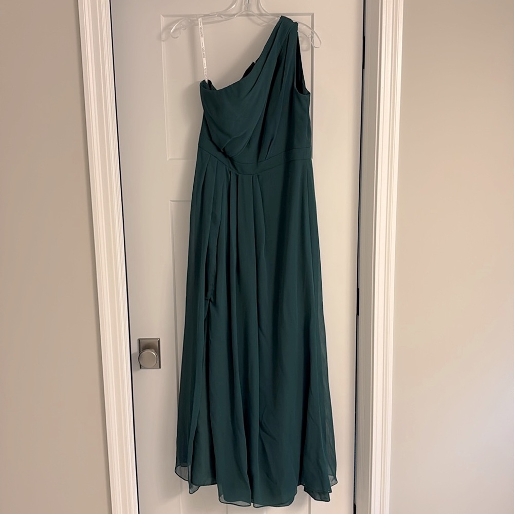 David’s bridal dark green bridesmaid dress